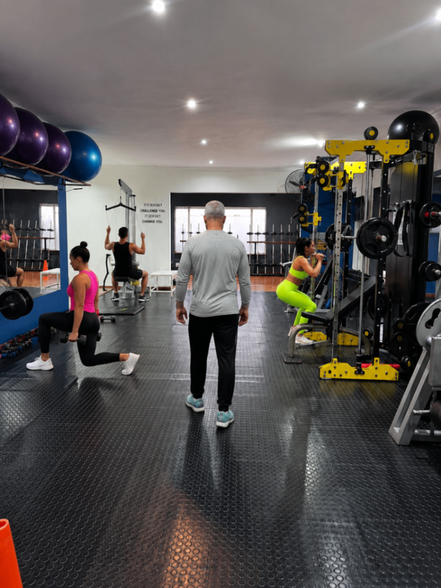 QR Fitness gym